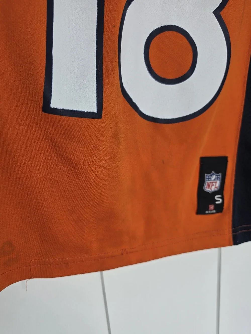 Denver Broncos Peyton Manning #18 NFL jersey in YOUTH Small (8)